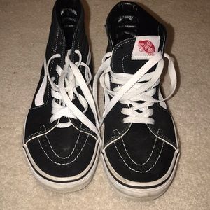 Black old skool high top vans
